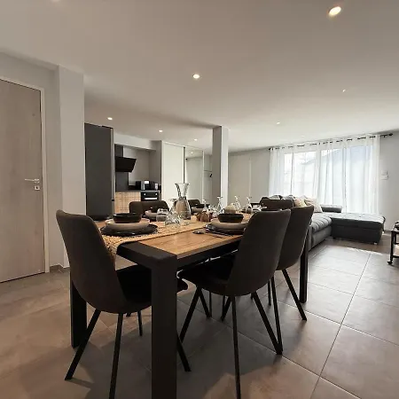 Le Cocon Proche Station Ski-piscine Apartment Saint Avre la Chambre